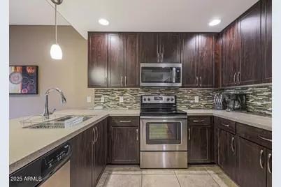 5450 E Deer Valley Drive #2191, Phoenix, AZ 85054 - Photo 7