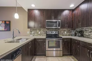 5450 E Deer Valley Dr, Phoenix, AZ 85054 - Photo 7