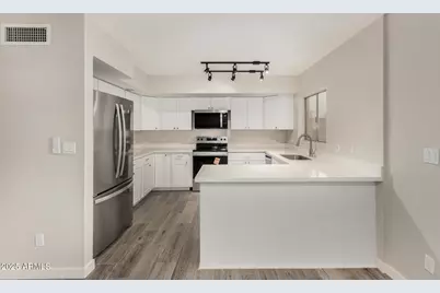 8225 E Thomas Road, Scottsdale, AZ 85251 - Photo 3