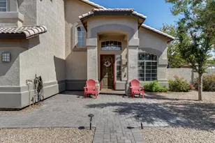 13888 W Wilshire Dr, Goodyear, AZ 85395 - Photo 11