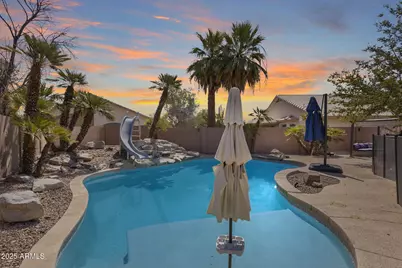 13888 W Wilshire Drive, Goodyear, AZ 85395 - Photo 57