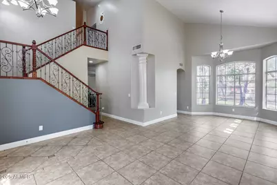 13888 W Wilshire Drive, Goodyear, AZ 85395 - Photo 15