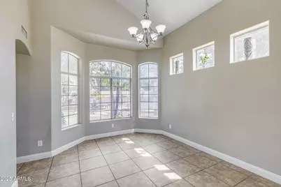 13888 W Wilshire Drive, Goodyear, AZ 85395 - Photo 17