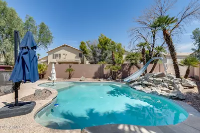 13888 W Wilshire Drive, Goodyear, AZ 85395 - Photo 47