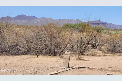 13122 W Dusty Flat Place #-, Tucson, AZ 85735 - Photo 19