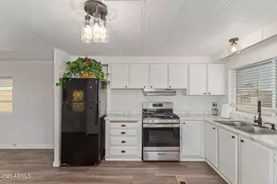 2701 E Utopia Rd, Phoenix, AZ 85050 - Photo 15