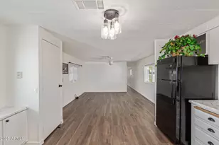 2701 E Utopia Rd, Phoenix, AZ 85050 - Photo 17