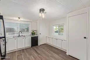 2701 E Utopia Rd, Phoenix, AZ 85050 - Photo 13