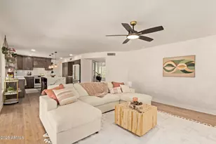 814 S Copper Key Ct, Gilbert, AZ 85233 - Photo 13