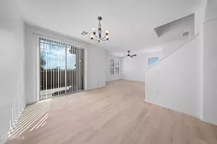 42424 N Gavilan Peak Pkwy, Anthem, AZ 85086 - Photo 11