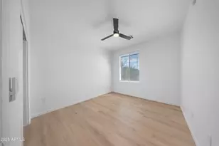 42424 N Gavilan Peak Pkwy, Anthem, AZ 85086 - Photo 21