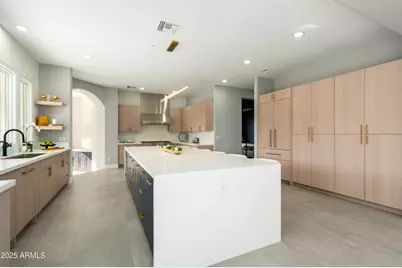 13610 N Sunflower Drive, Fountain Hills, AZ 85268 - Photo 9