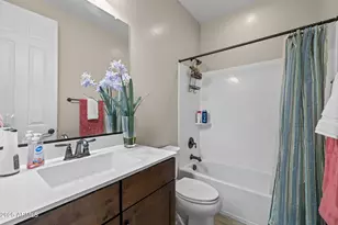 10648 E Kinetic Dr, Mesa, AZ 85212 - Photo 35