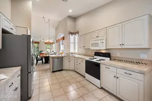 23705 S Vacation Way, Sun Lakes, AZ 85248 - Photo 9