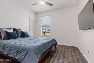 2929 W Amber Sun Dr, Phoenix, AZ 85085 - Photo 15