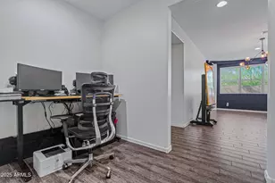 2929 W Amber Sun Dr, Phoenix, AZ 85085 - Photo 19