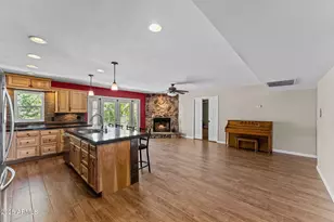 5244 W Waltann Ln, Glendale, AZ 85306 - Photo 17