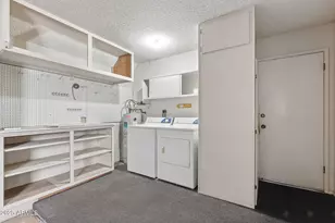 10072 W Lancaster Dr, Sun City, AZ 85351 - Photo 27