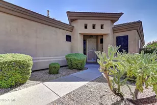 9039 N Broken Bow St, Fountain Hills, AZ 85268 - Photo 11