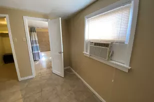 1037 N 25th St, Phoenix, AZ 85008 - Photo 9