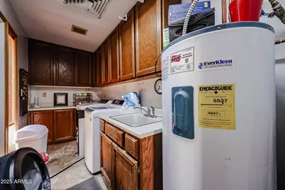 6540 N Maryland Circle, Phoenix, AZ 85013 - Photo 21