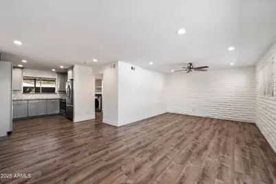 3635 E Turney Avenue #12, Phoenix, AZ 85018 - Photo 7