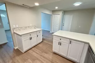 1214 E Las Palmaritas Dr, Phoenix, AZ 85020 - Photo 7