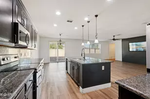 3705 S 105th Dr, Tolleson, AZ 85353 - Photo 3