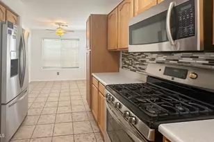 13225 W Port Royale Ln, Surprise, AZ 85379 - Photo 11