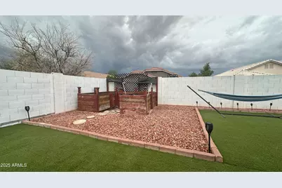 13225 W Port Royale Lane, Surprise, AZ 85379 - Photo 33