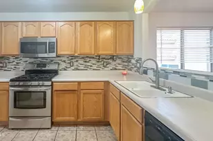 13225 W Port Royale Ln, Surprise, AZ 85379 - Photo 9