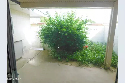 13050 N 100th Avenue, Sun City, AZ 85351 - Photo 7