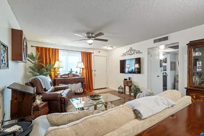 13653 N 111th Avenue, Sun City, AZ 85351 - Photo 7