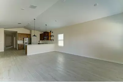 7926 W Frier Drive, Glendale, AZ 85303 - Photo 7