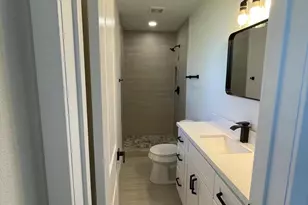 1819 W Morten Ave, Phoenix, AZ 85021 - Photo 13