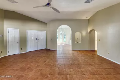 5664 S Equestrian Place, Hereford, AZ 85615 - Photo 15