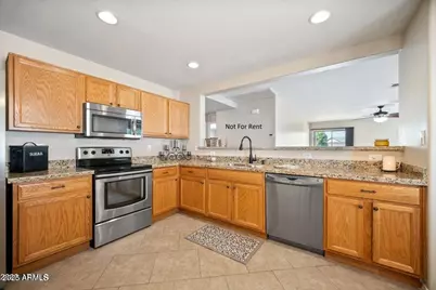 16202 W Caribbean Lane, Surprise, AZ 85379 - Photo 9