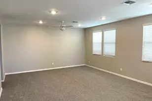 9964 W Catalina Dr, Avondale, AZ 85392 - Photo 13