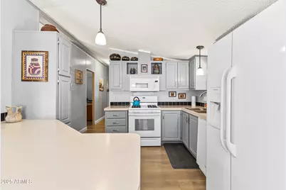 1280 N Ironwood Drive #6, Apache Junction, AZ 85120 - Photo 7