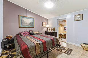 1280 N Ironwood Dr, Apache Junction, AZ 85120 - Photo 17