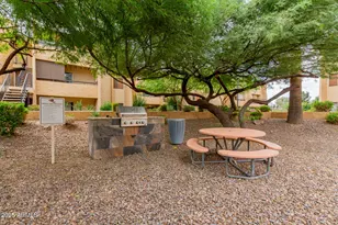 8055 E Thomas Rd, Scottsdale, AZ 85251 - Photo 15