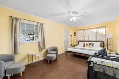 4245 N 16th Drive, Phoenix, AZ 85015 - Photo 9