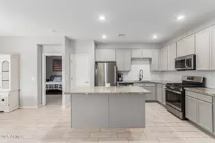 334 W Kona Dr, Casa Grande, AZ 85122 - Photo 3