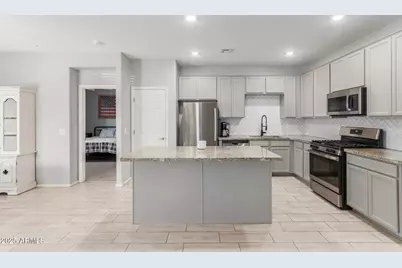 334 W Kona Drive, Casa Grande, AZ 85122 - Photo 5