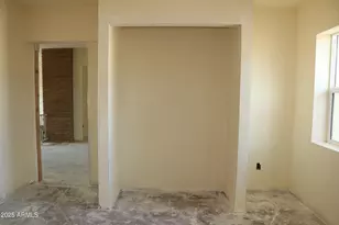 1913 N 22nd Pl, Phoenix, AZ 85006 - Photo 5