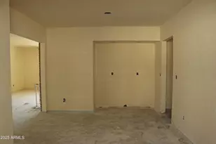 1913 N 22nd Pl, Phoenix, AZ 85006 - Photo 9