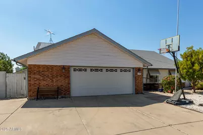 17980 N 88th Avenue, Peoria, AZ 85382 - Photo 3