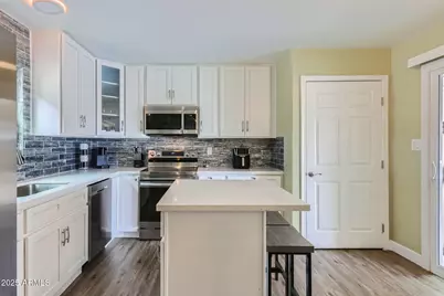 4211 N 105th Avenue, Phoenix, AZ 85037 - Photo 11