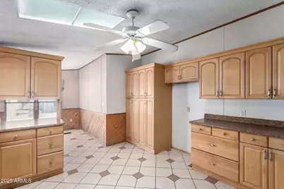 10955 N 79th Avenue #113, Peoria, AZ 85345 - Photo 15