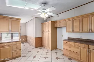 10955 N 79th Ave, Peoria, AZ 85345 - Photo 15